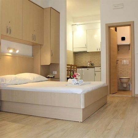 מאקרסקה City Center Apartments Miro מראה חיצוני תמונה