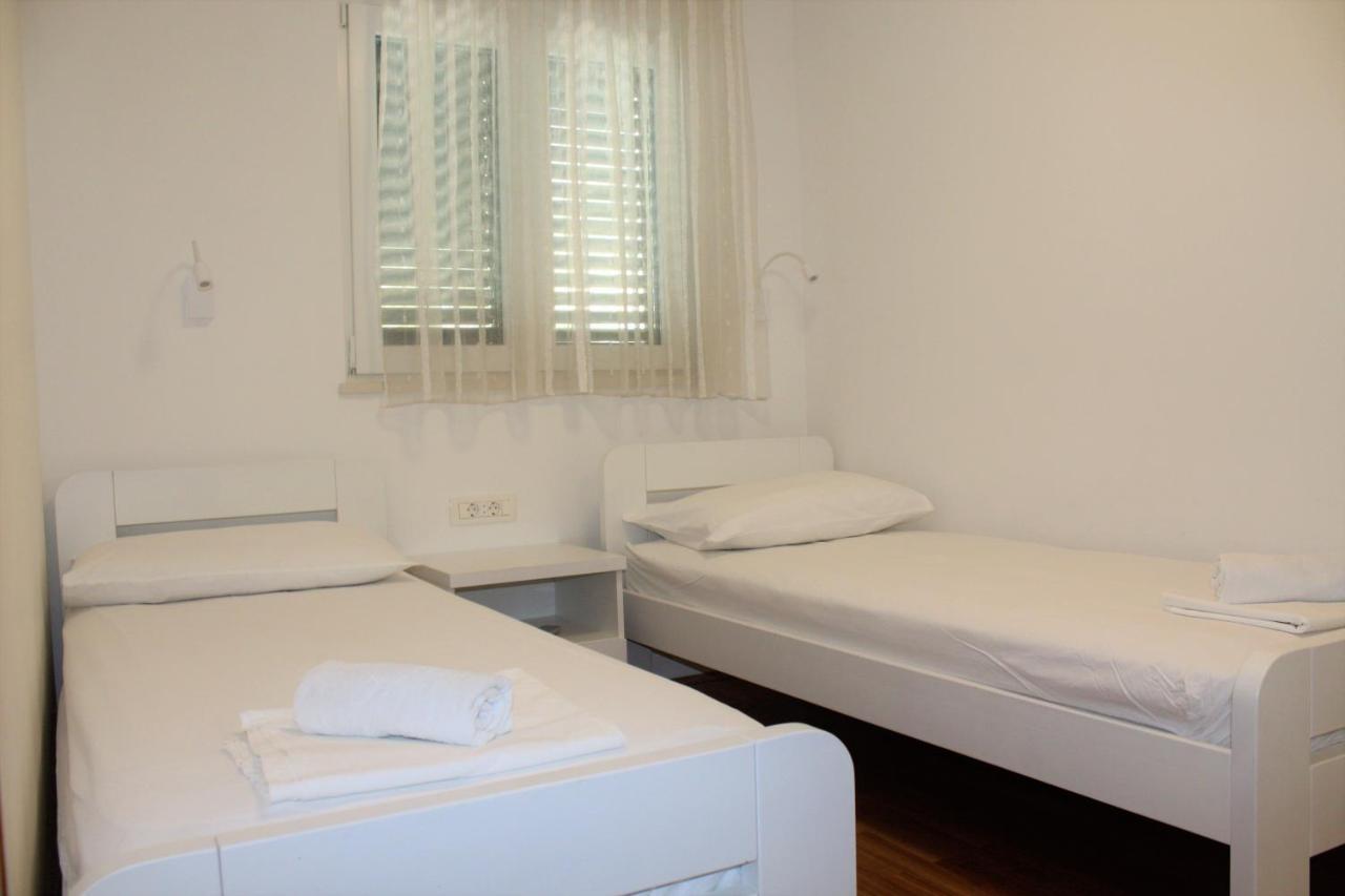 מאקרסקה City Center Apartments Miro מראה חיצוני תמונה