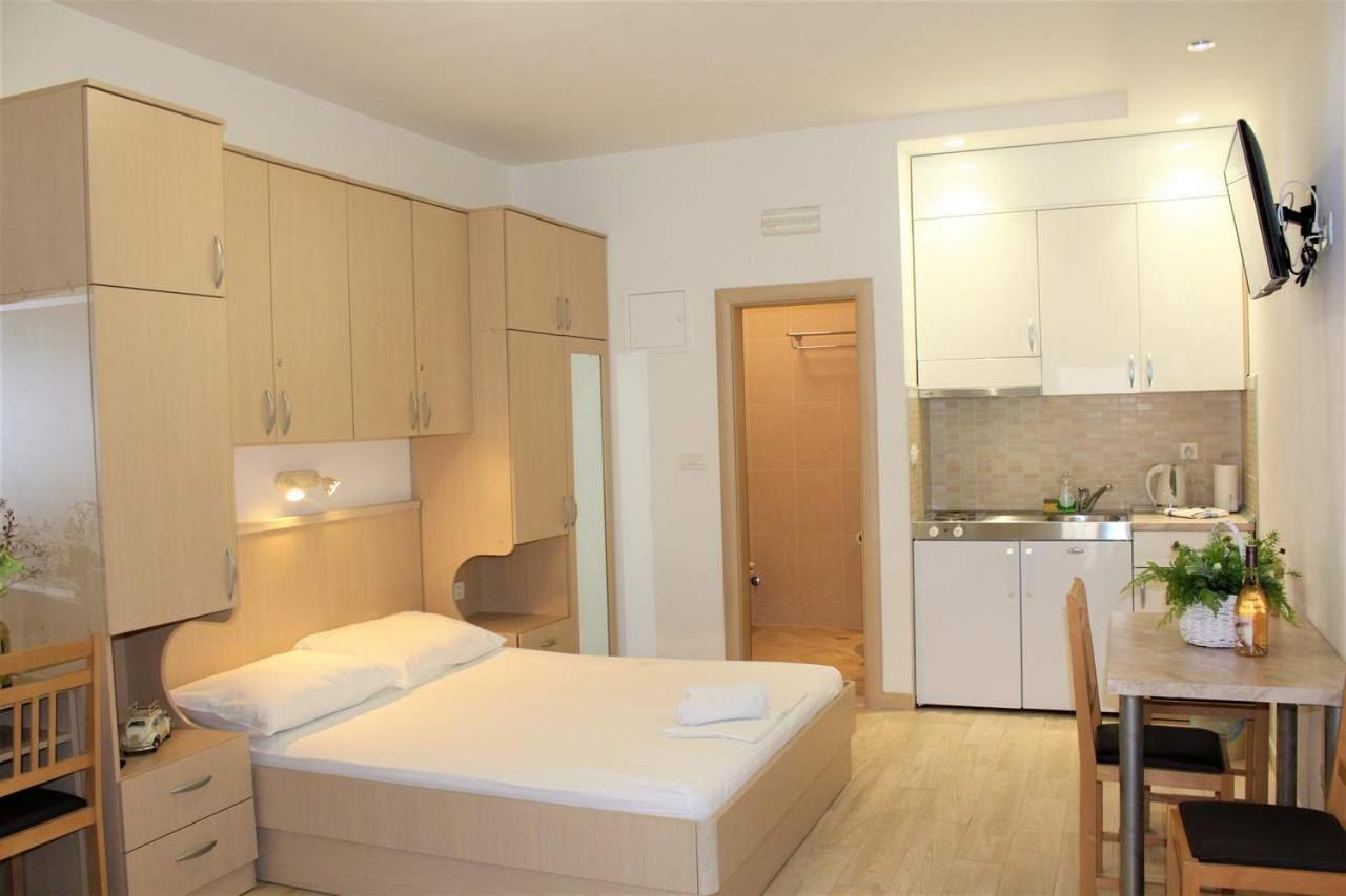 מאקרסקה City Center Apartments Miro מראה חיצוני תמונה